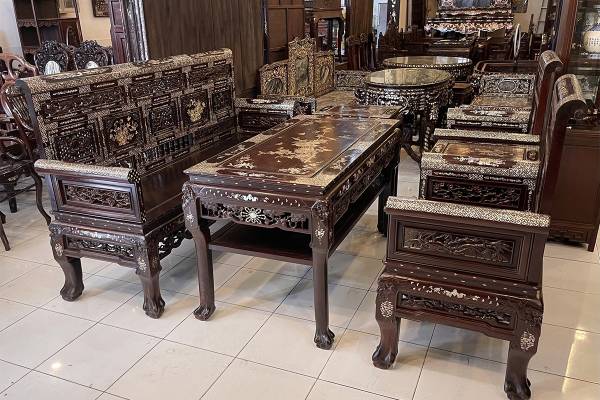 Trường Huế Vai Lật Cẩn Ốc Xà Cừ 