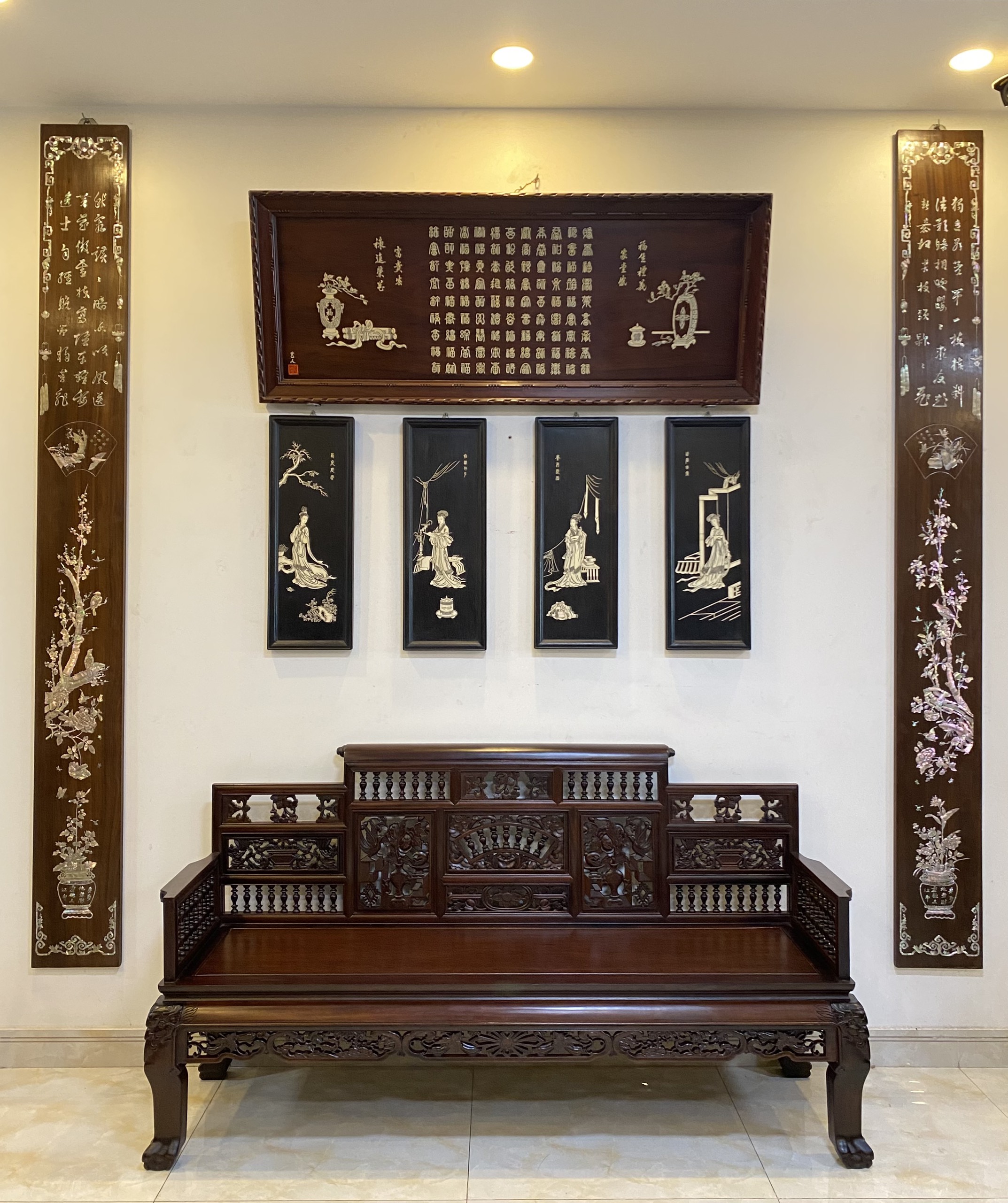 TRƯỜNG KỶ SONG TIỆN VAI LẬT