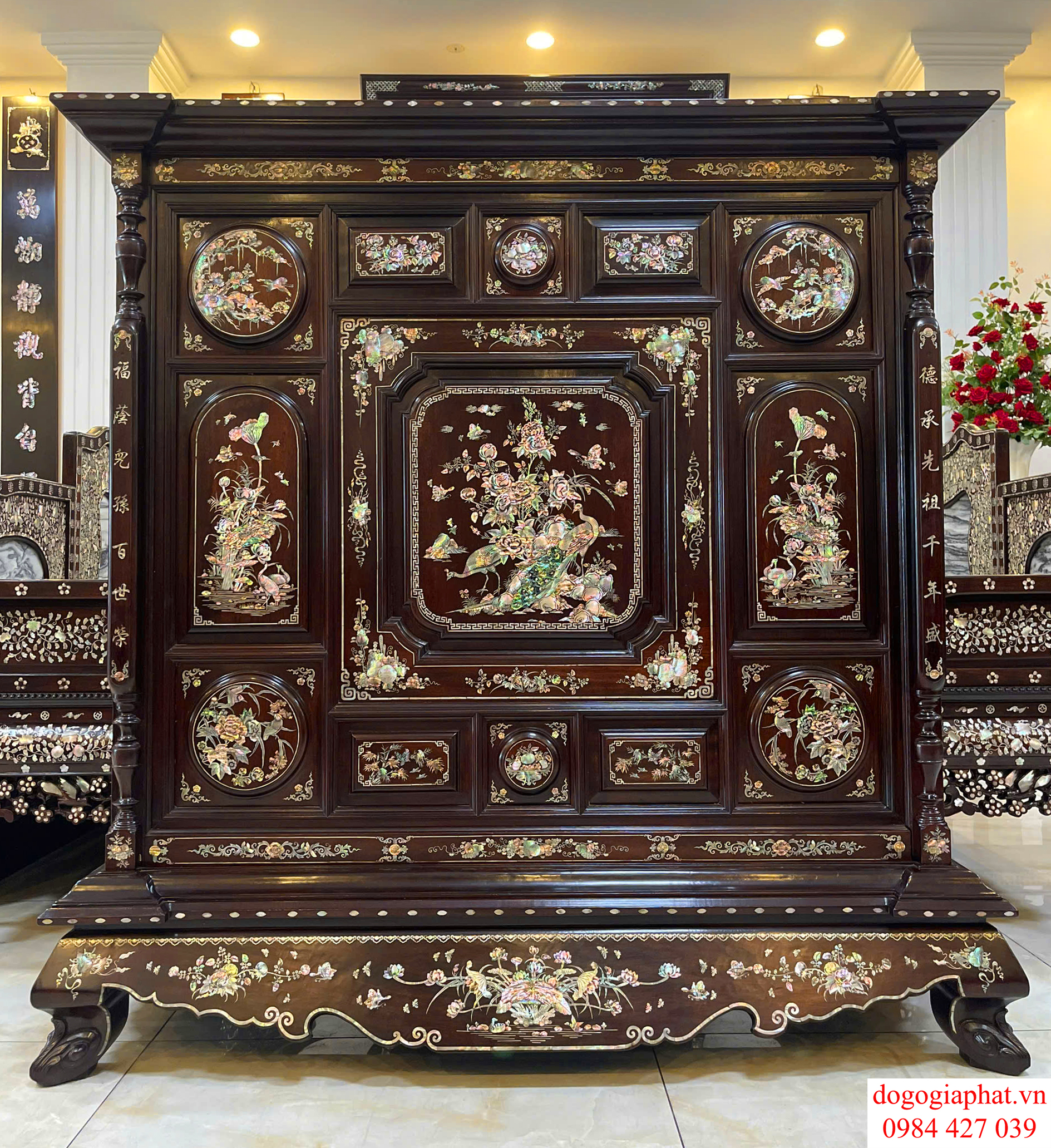 TỦ THỜ CẨN ỐC TÍCH TỨ QUÝ